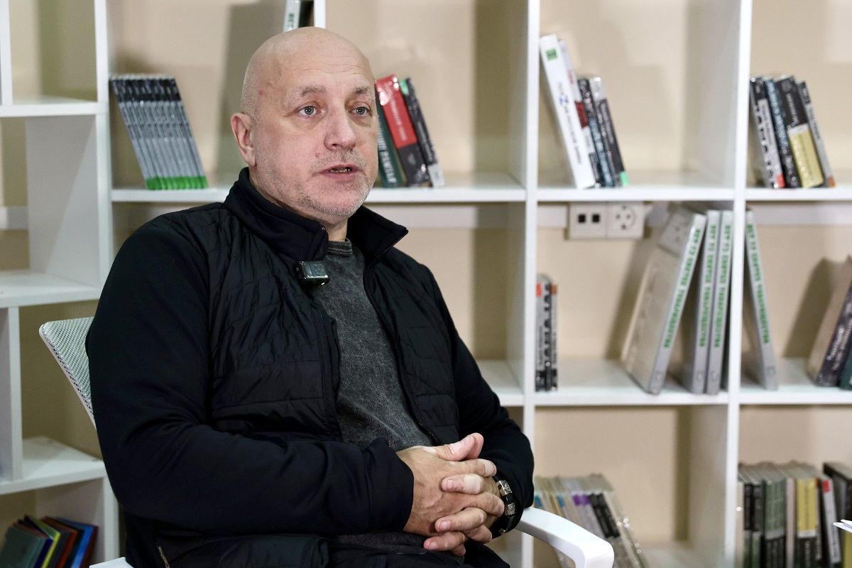Захар Прилепин рассказал о возможном сотрудничестве с Горным университетом